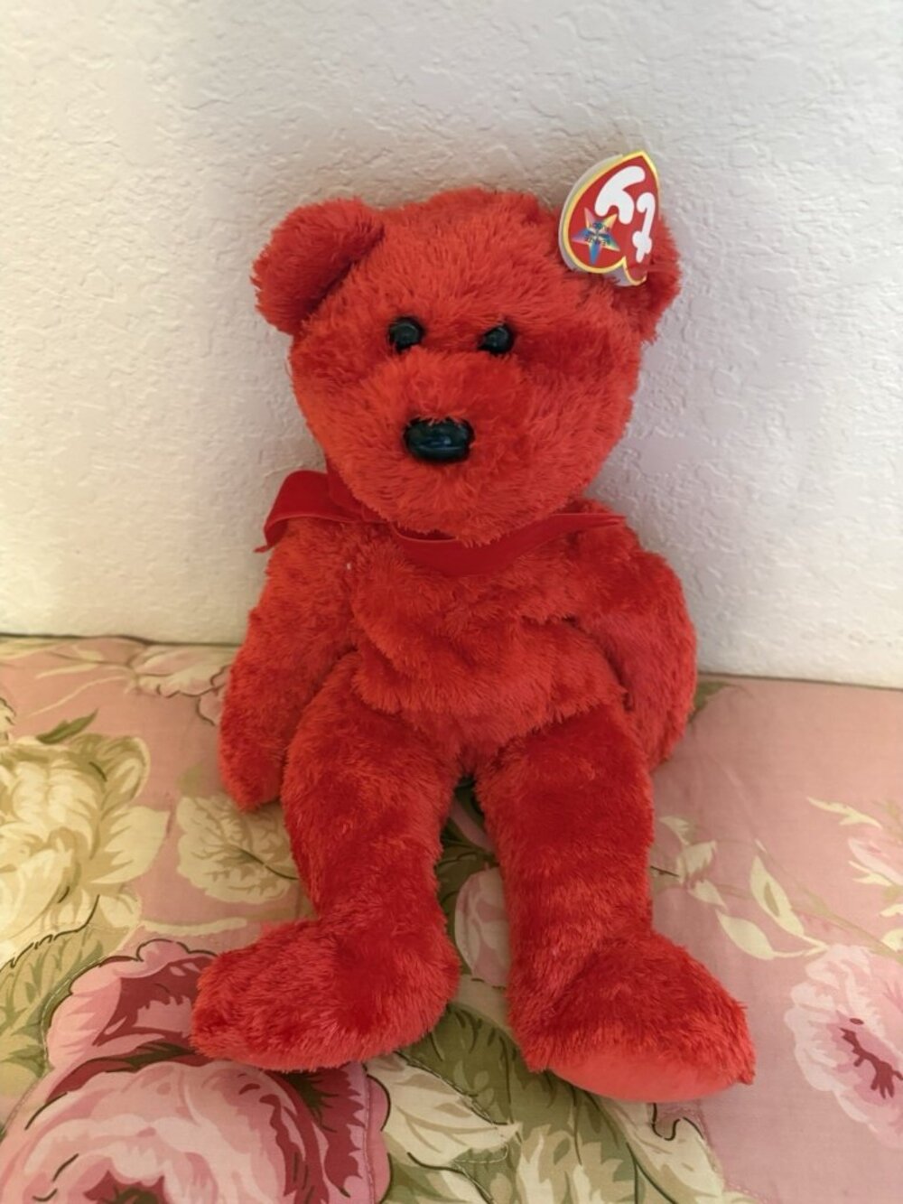 Ty Beanie Buddy Sizzle The Bear with Red Ribbon 14" 35cm  Tag Great Valentine